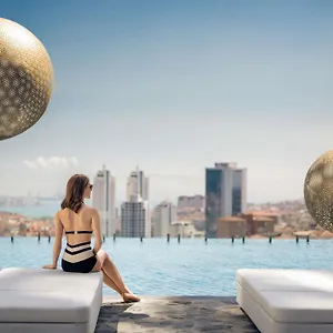 5* Hotel Fairmont Quasar